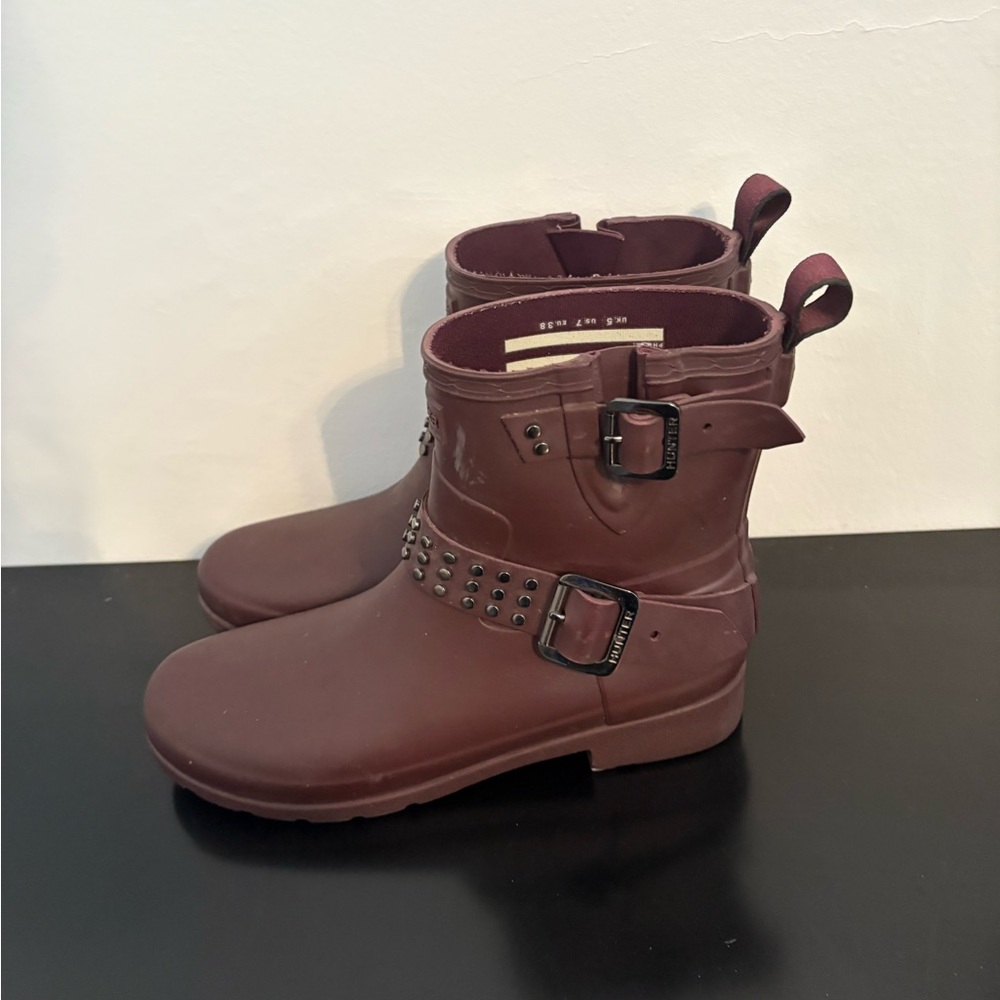 Hunter Burgundy Rain Boots